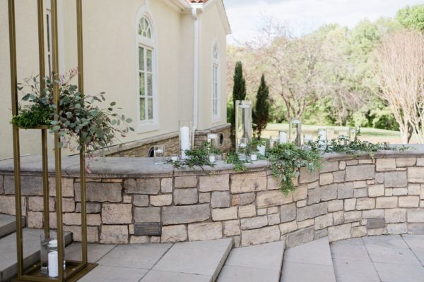 Natural stone walkway leading up to te event venue