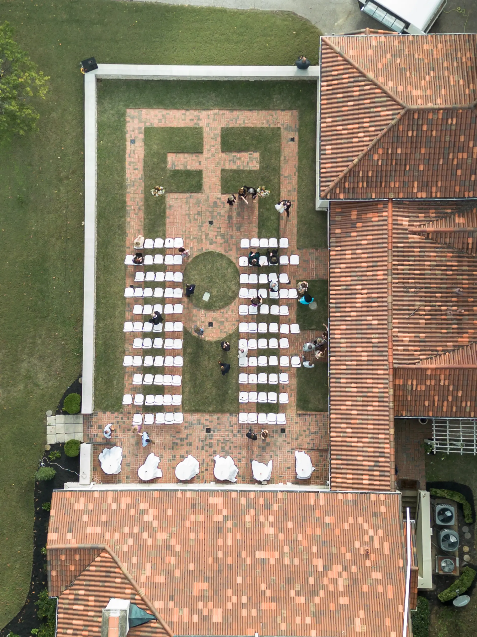 Overhead shot of courtyard for outdoor weddings.